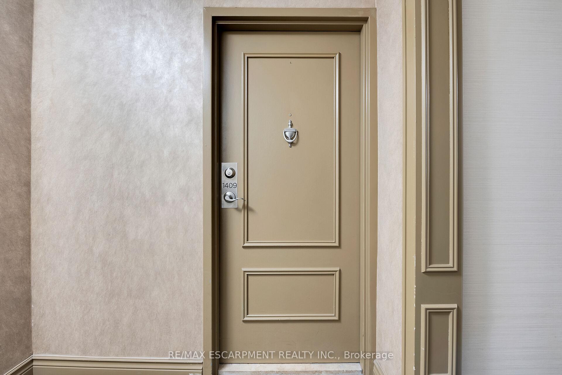 Photo 10 of Unit 1409, 301 Frances Avenue, Hamilton, Stoney Creek — HOMEH