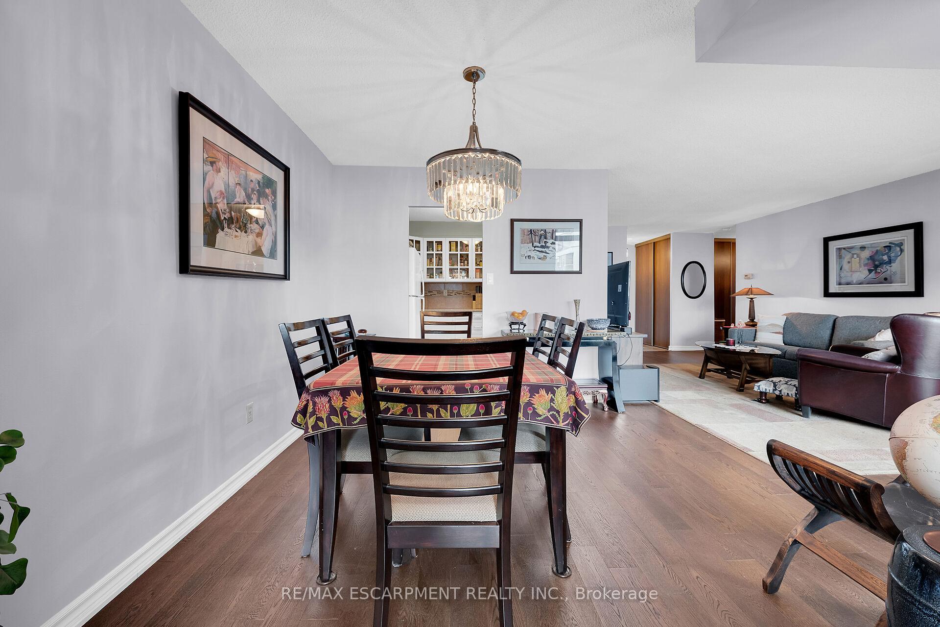 Photo 18 of Unit 1409, 301 Frances Avenue, Hamilton, Stoney Creek — HOMEH
