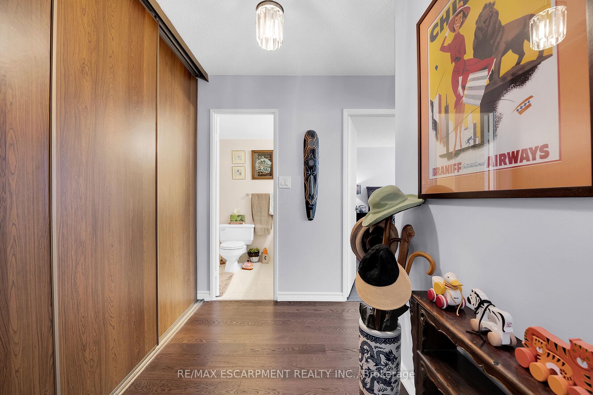 Photo 29 of Unit 1409, 301 Frances Avenue, Hamilton, Stoney Creek — HOMEH