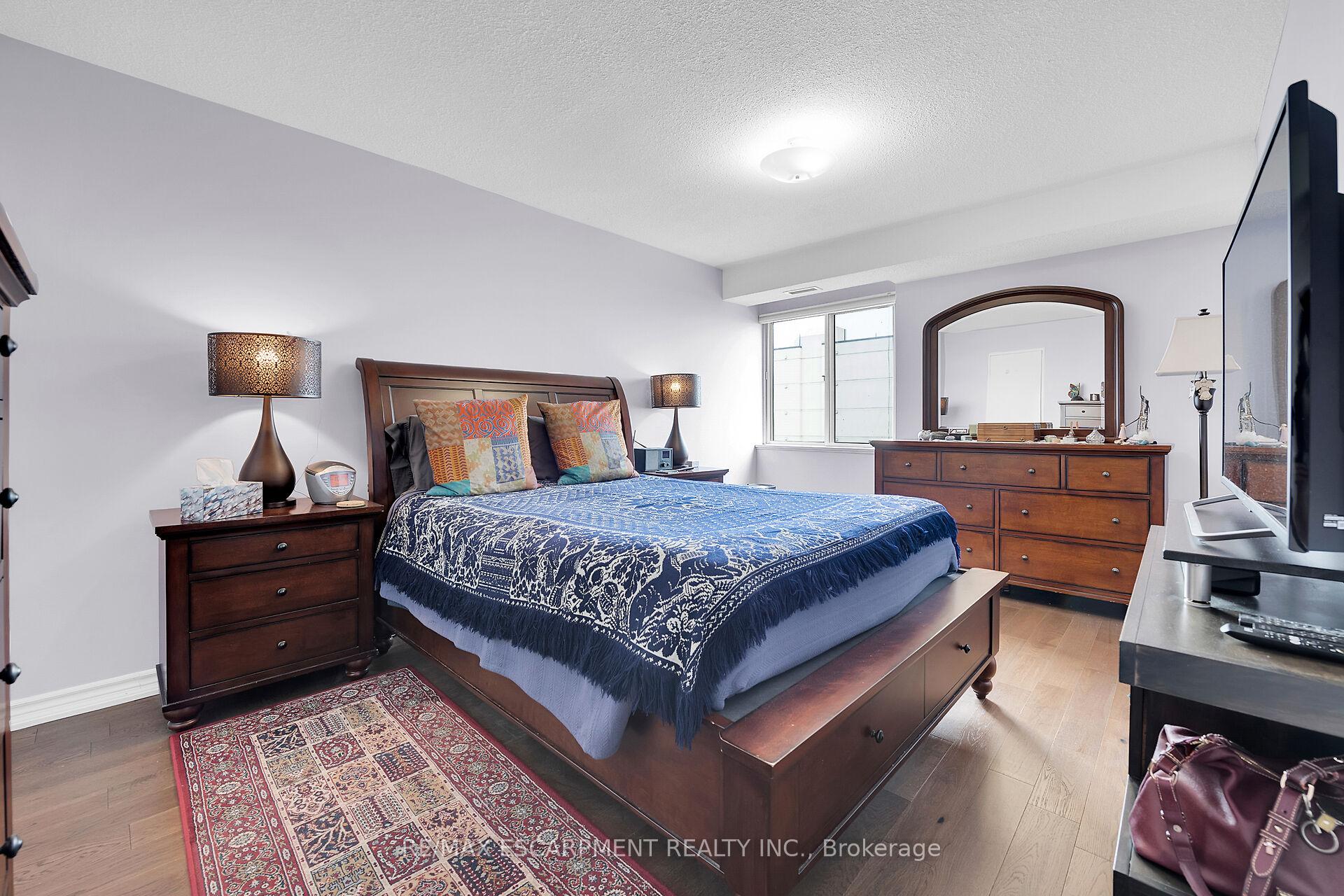 Photo 41 of Unit 1409, 301 Frances Avenue, Hamilton, Stoney Creek — HOMEH