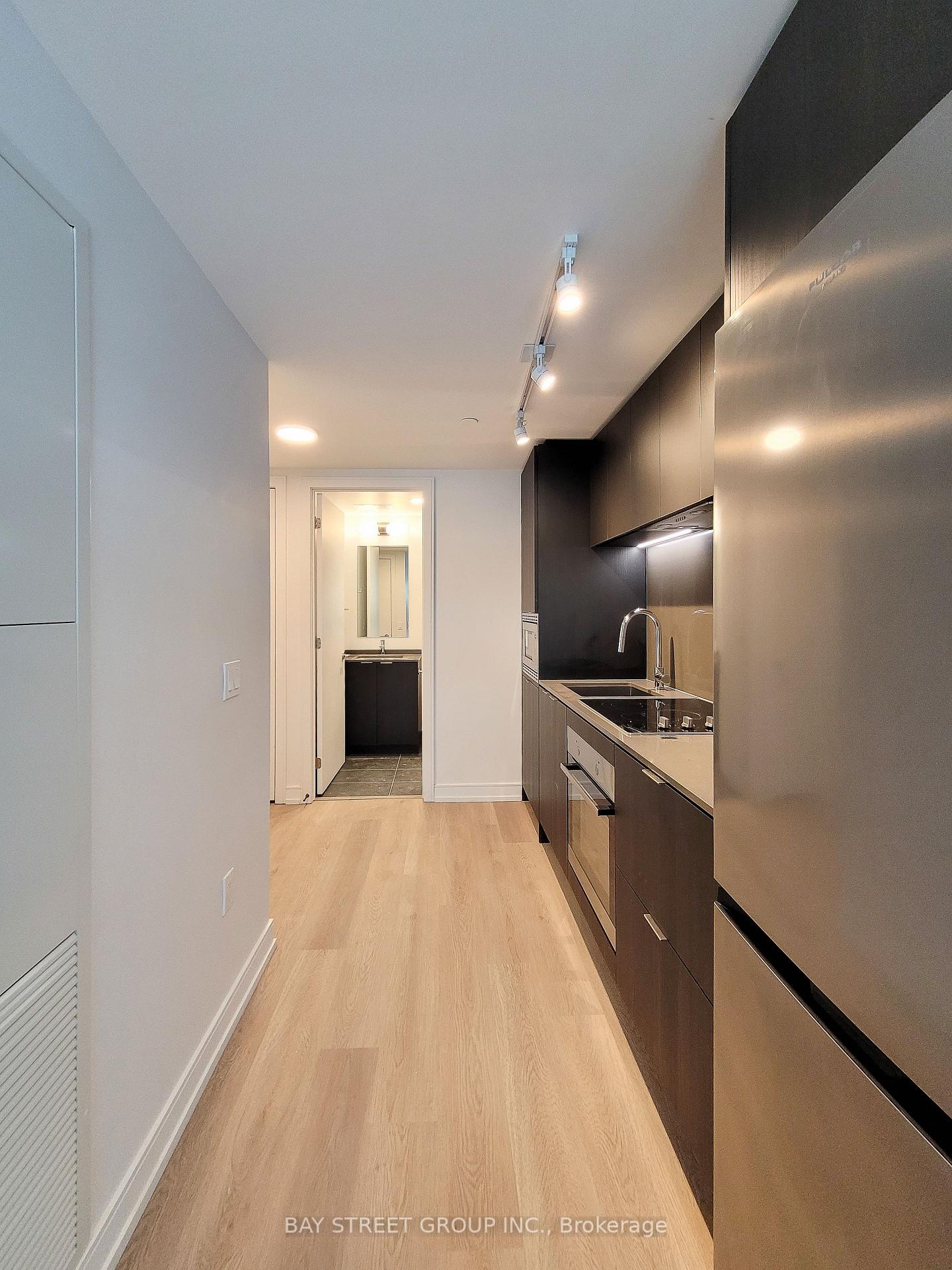 Photo 2 of Unit 525, 1 Jarvis Street, Hamilton, Beasley — HOMEH