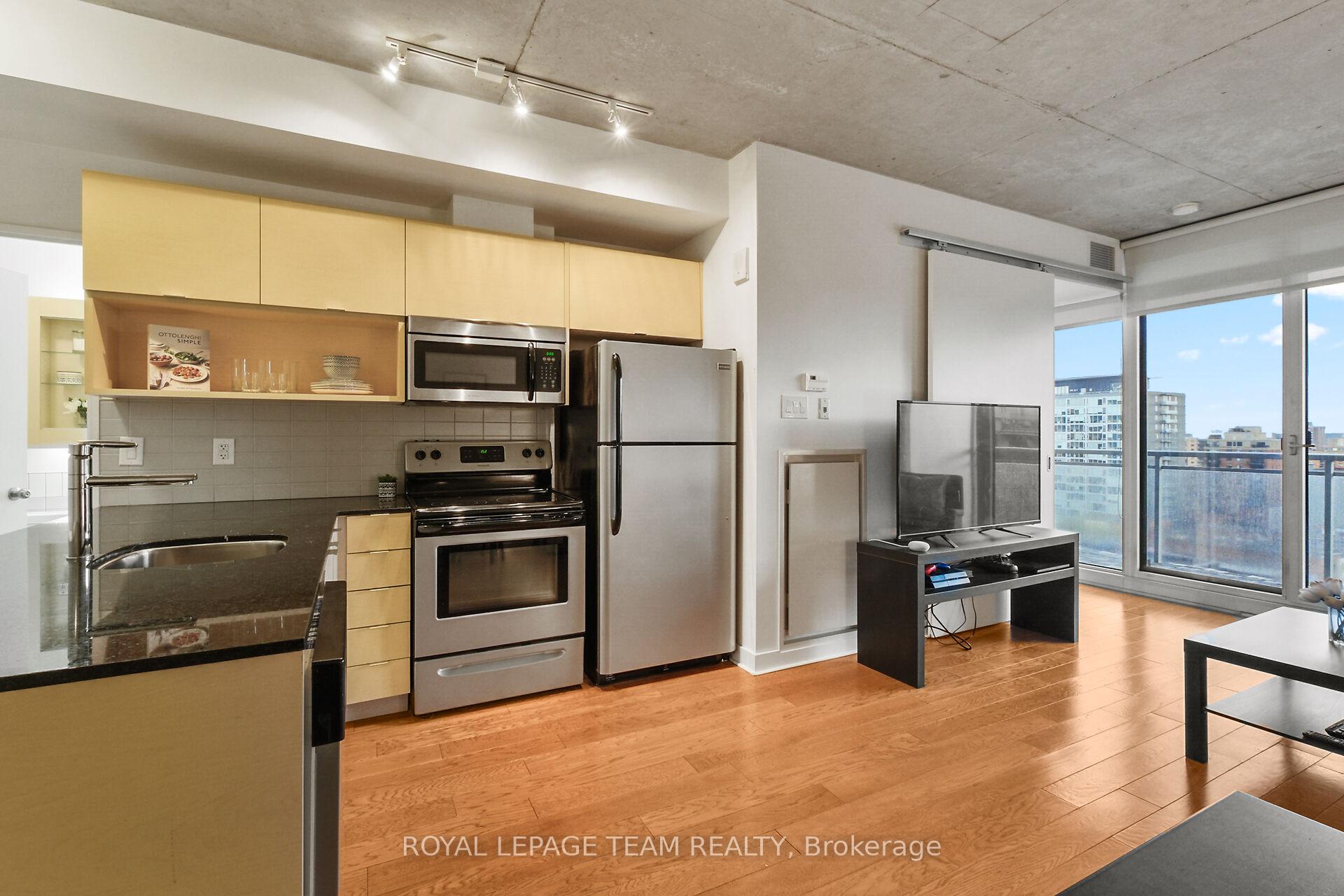 Photo 13 of Unit 1213, 324 Laurier Avenue W, Ottawa, Ottawa Centre — HOMEH