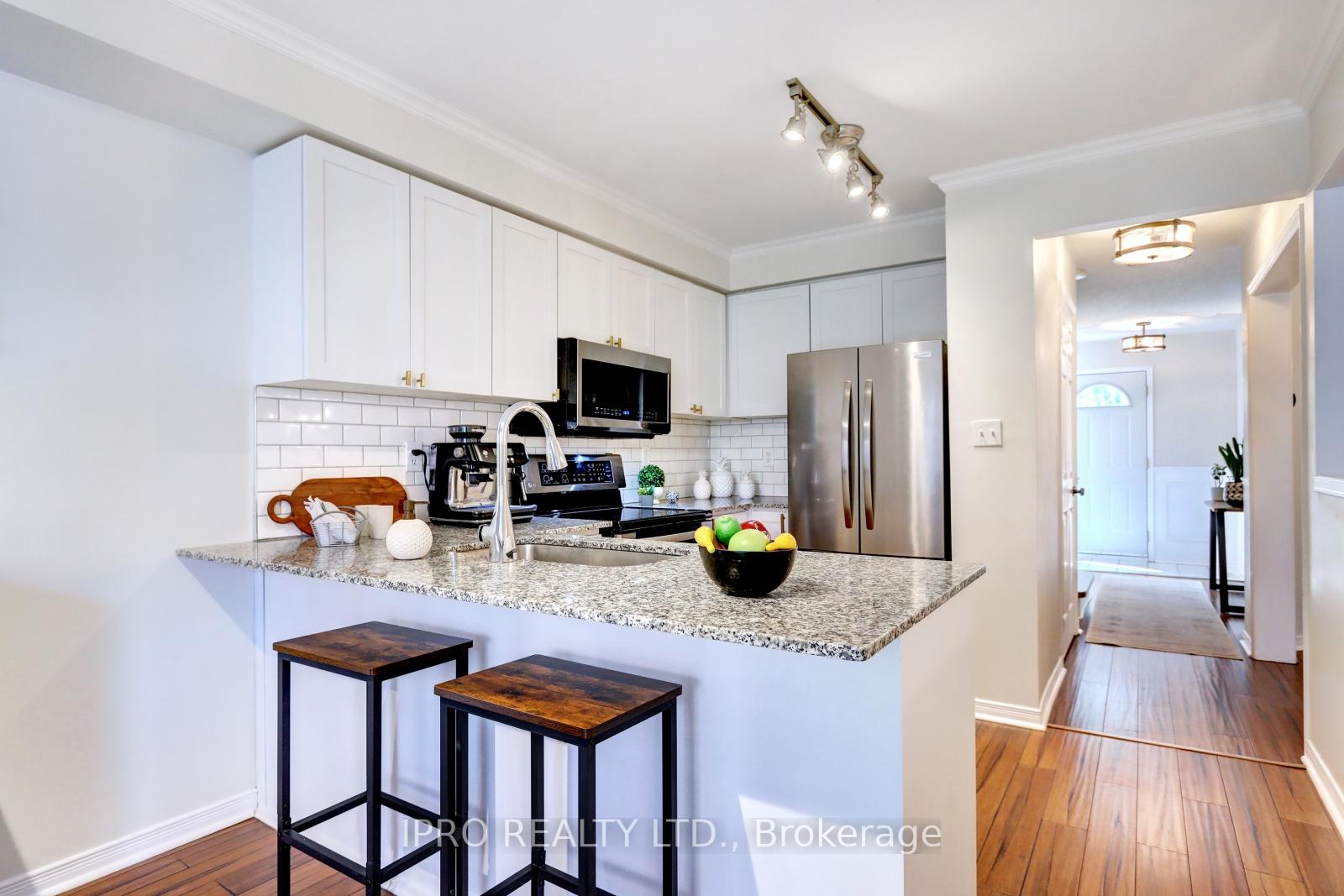 Photo 11 of Unit 28, 7 Davidson Boulevard, Hamilton, Dundas — HOMEH