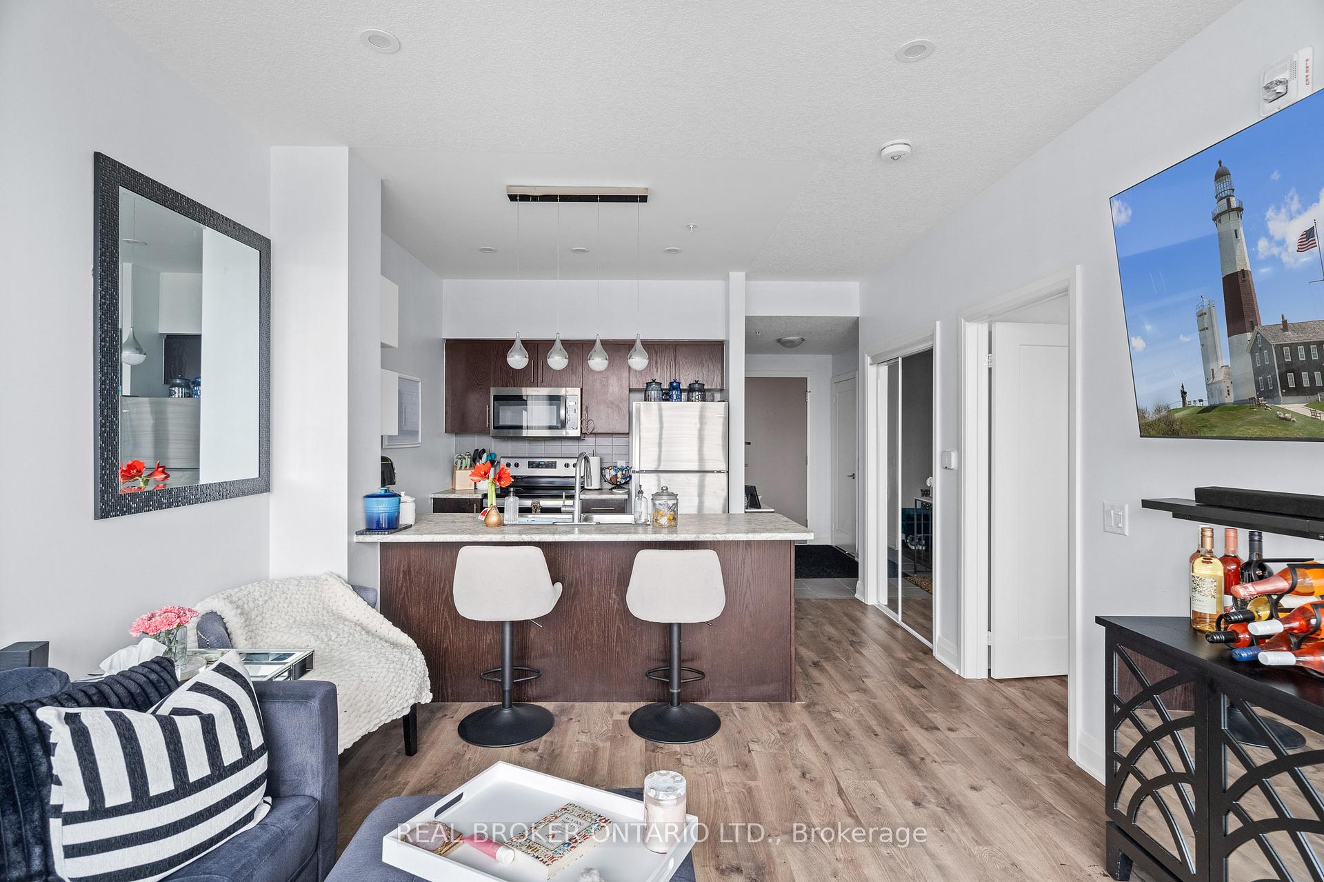 Photo 14 of Unit 219, 16 Concord Place, Grimsby, Grimsby Beach — HOMEH