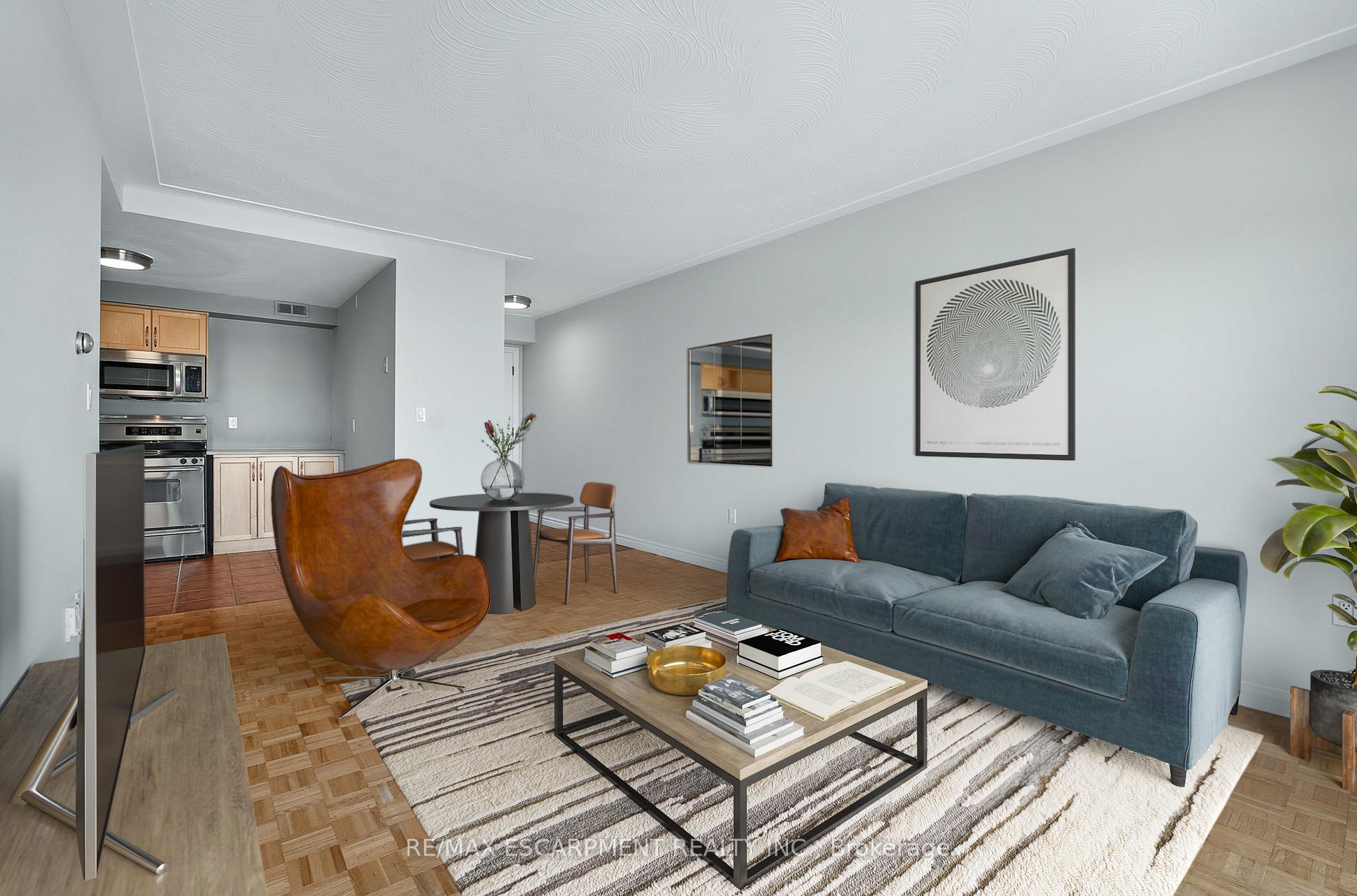 Photo 7 of Unit 708, 8 Woodman Drive S, Hamilton, Corman — HOMEH