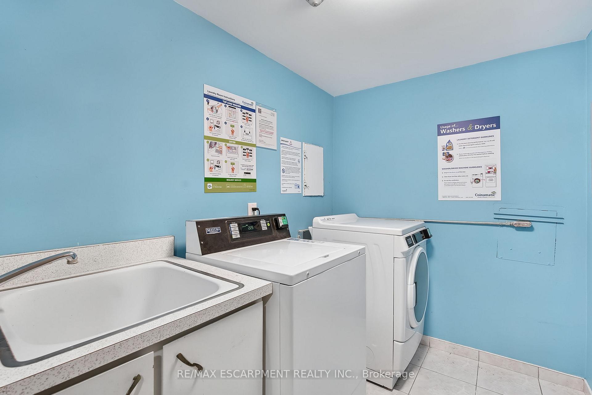 Photo 24 of Unit 708, 8 Woodman Drive S, Hamilton, Corman — HOMEH