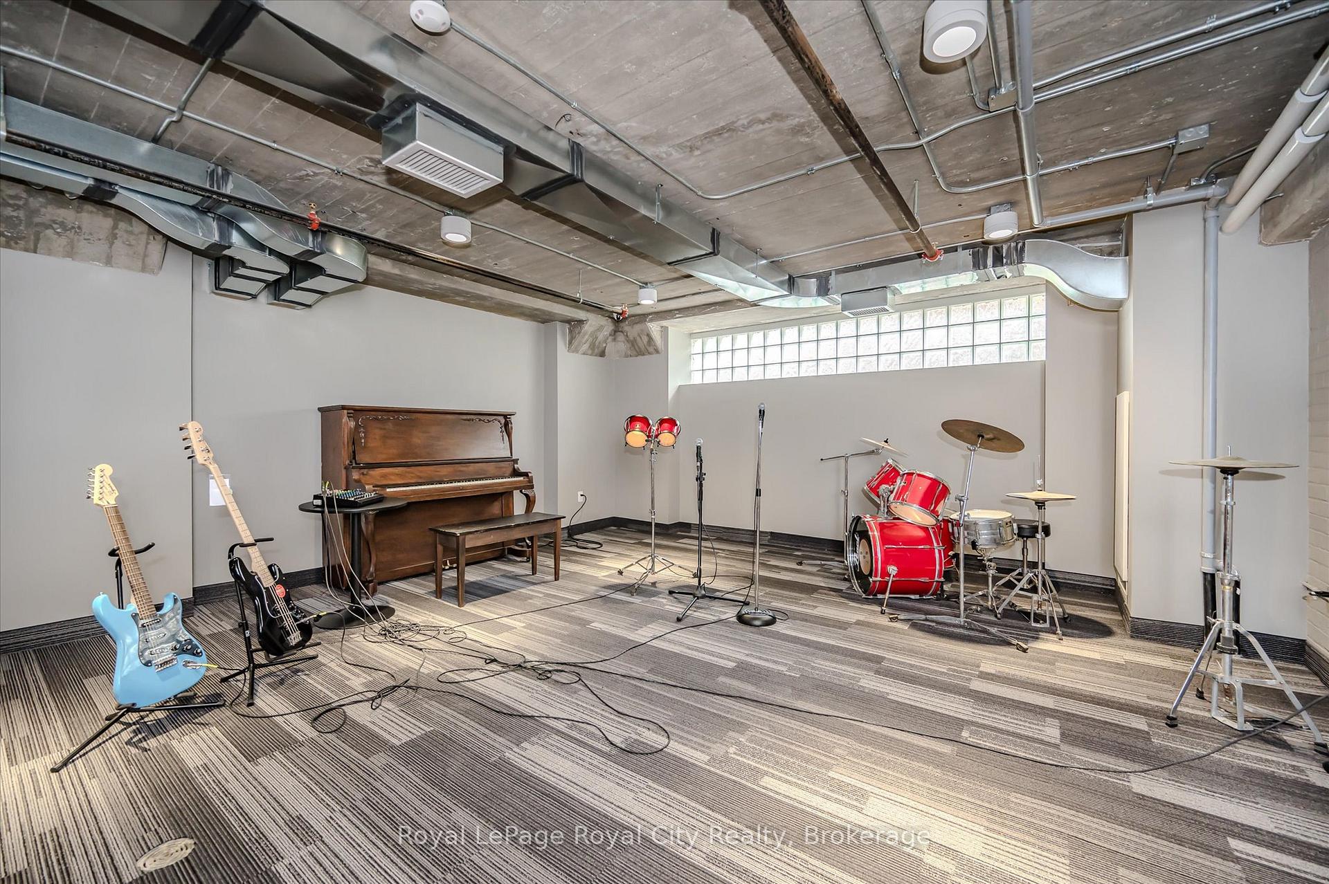 Photo 18 of Unit 522, 120 Huron Street, Guelph, St. Patrick's Ward — HOMEH