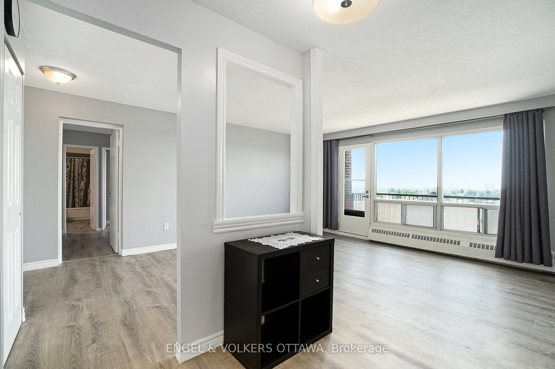 Photo 7 of Unit 817, 20 Chesterton Drive, Ottawa, Borden Farm/Stewart Farm/Carleton Heights/Parkwood Hills — HOMEH