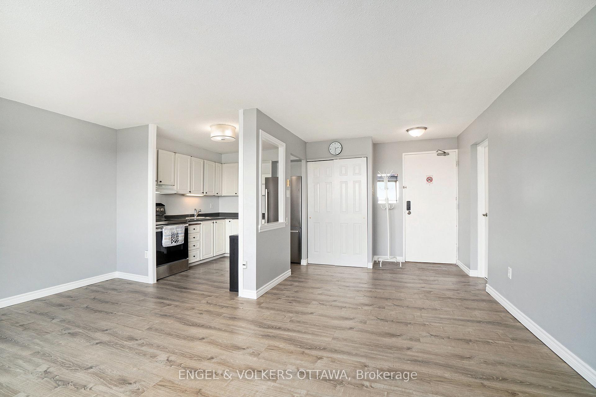Photo 19 of Unit 817, 20 Chesterton Drive, Ottawa, Borden Farm/Stewart Farm/Carleton Heights/Parkwood Hills — HOMEH