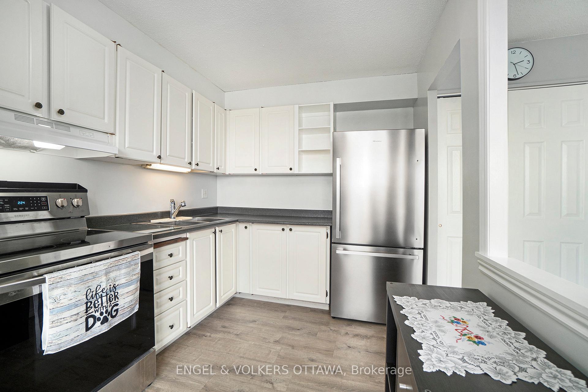 Photo 31 of Unit 817, 20 Chesterton Drive, Ottawa, Borden Farm/Stewart Farm/Carleton Heights/Parkwood Hills — HOMEH