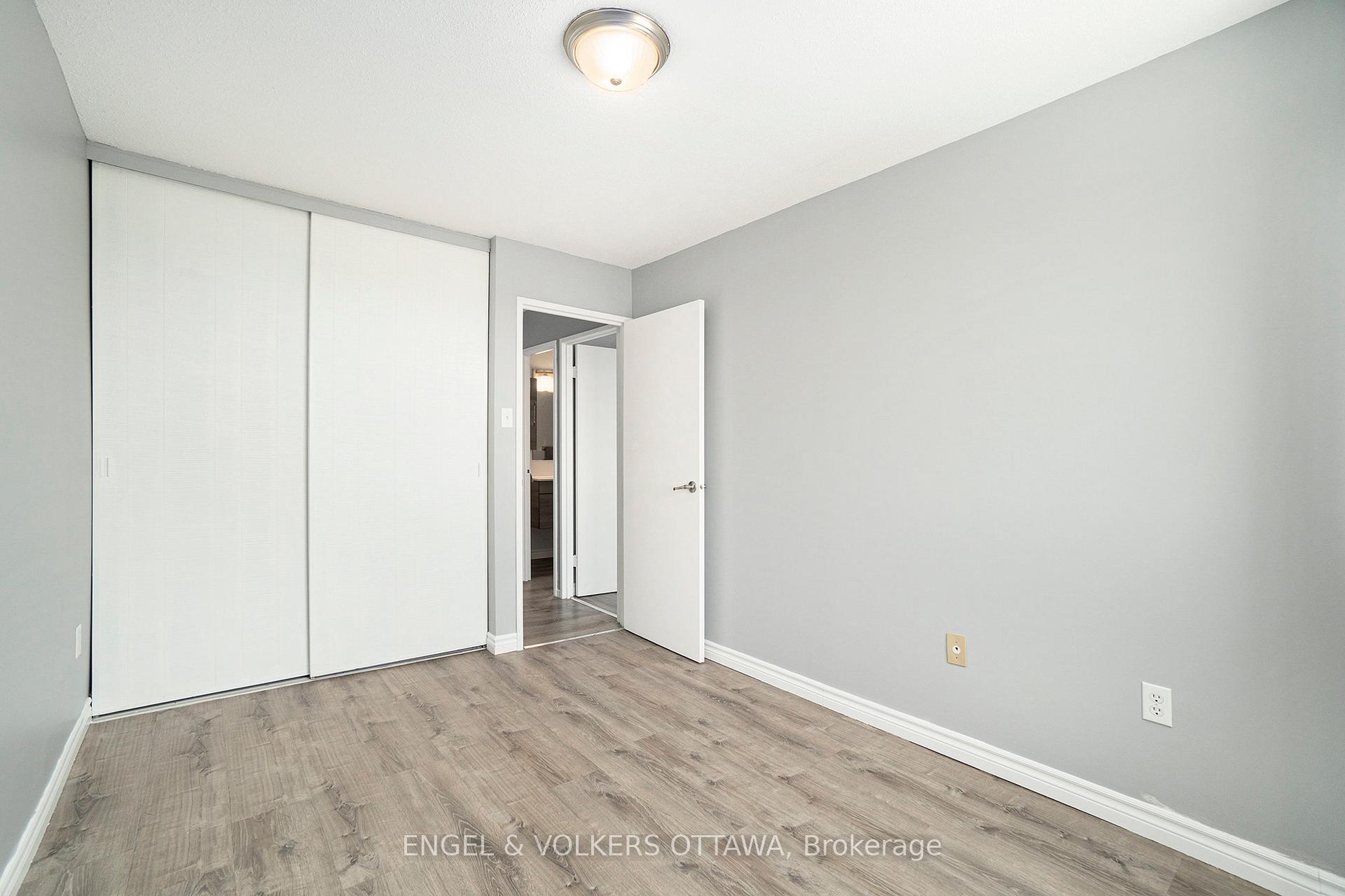 Photo 28 of Unit 817, 20 Chesterton Drive, Ottawa, Borden Farm/Stewart Farm/Carleton Heights/Parkwood Hills — HOMEH