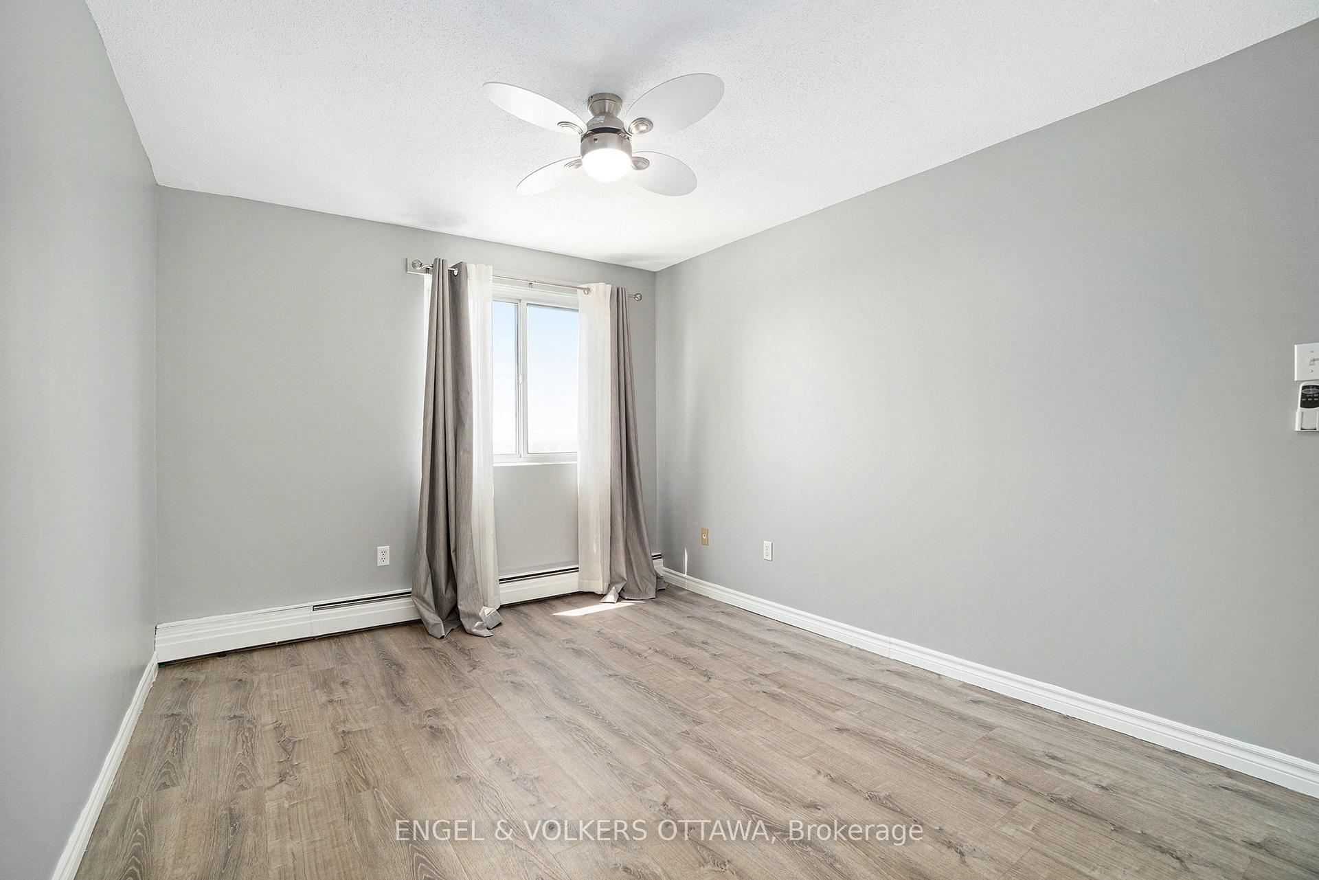 Photo 23 of Unit 817, 20 Chesterton Drive, Ottawa, Borden Farm/Stewart Farm/Carleton Heights/Parkwood Hills — HOMEH