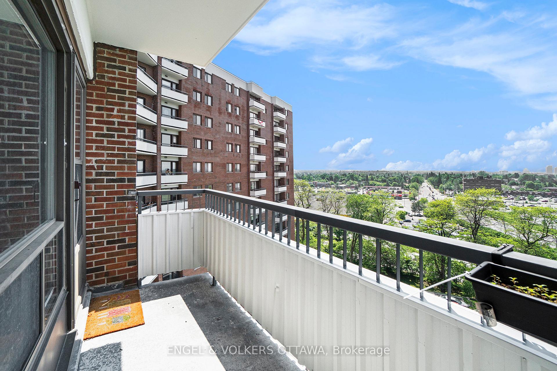 Photo 35 of Unit 817, 20 Chesterton Drive, Ottawa, Borden Farm/Stewart Farm/Carleton Heights/Parkwood Hills — HOMEH