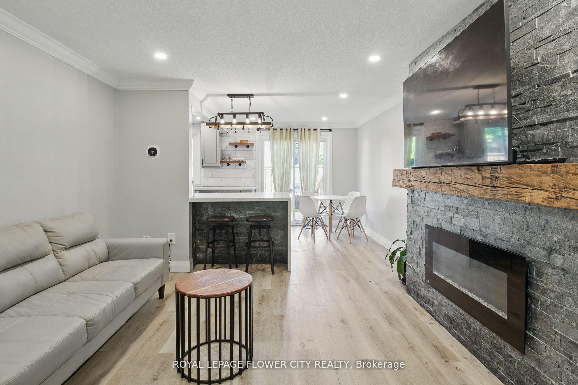 Photo 1 of Unit 129, 151 Gateshead Crescent, Hamilton, Stoney Creek — HOMEH