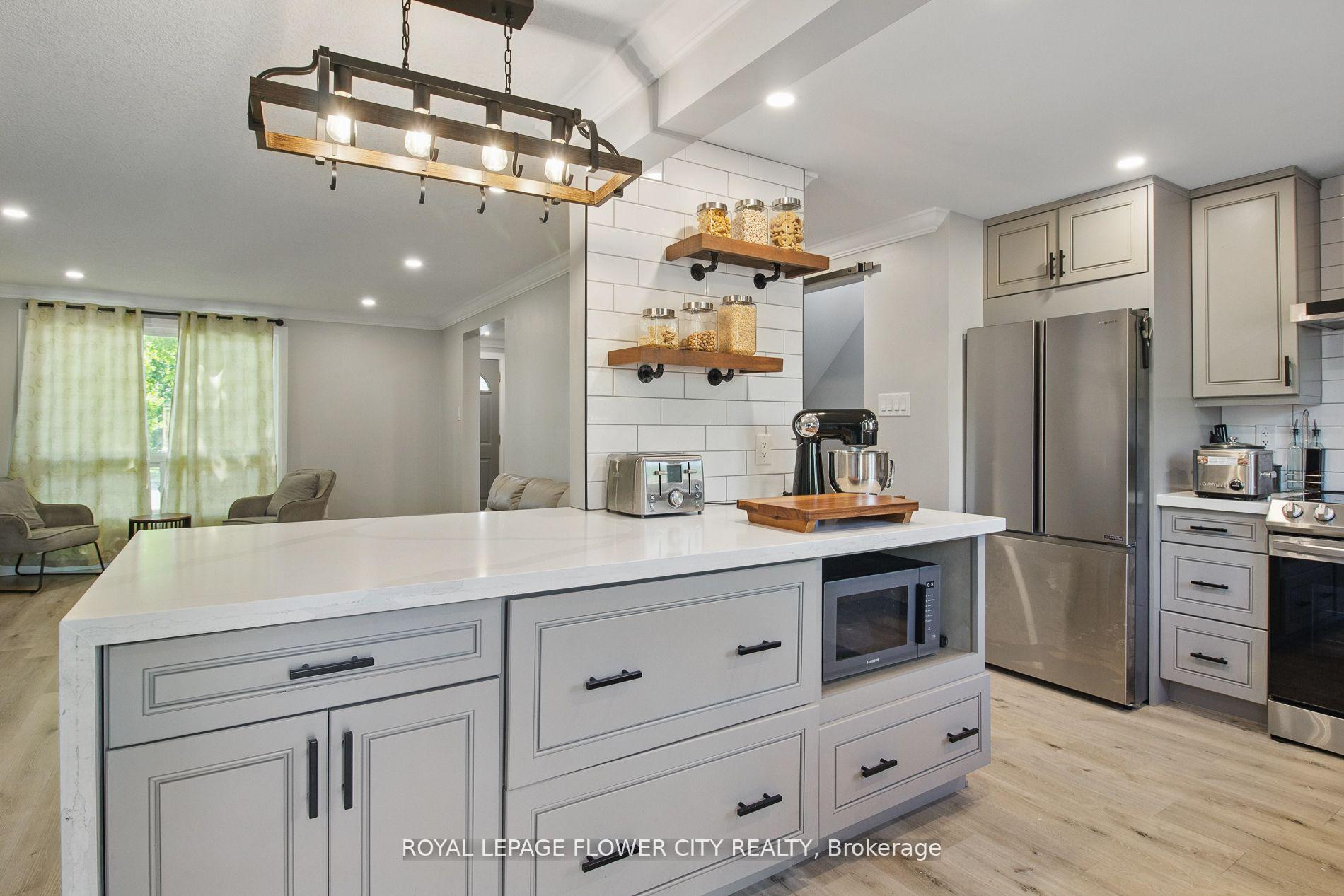 Photo 14 of Unit 129, 151 Gateshead Crescent, Hamilton, Stoney Creek — HOMEH