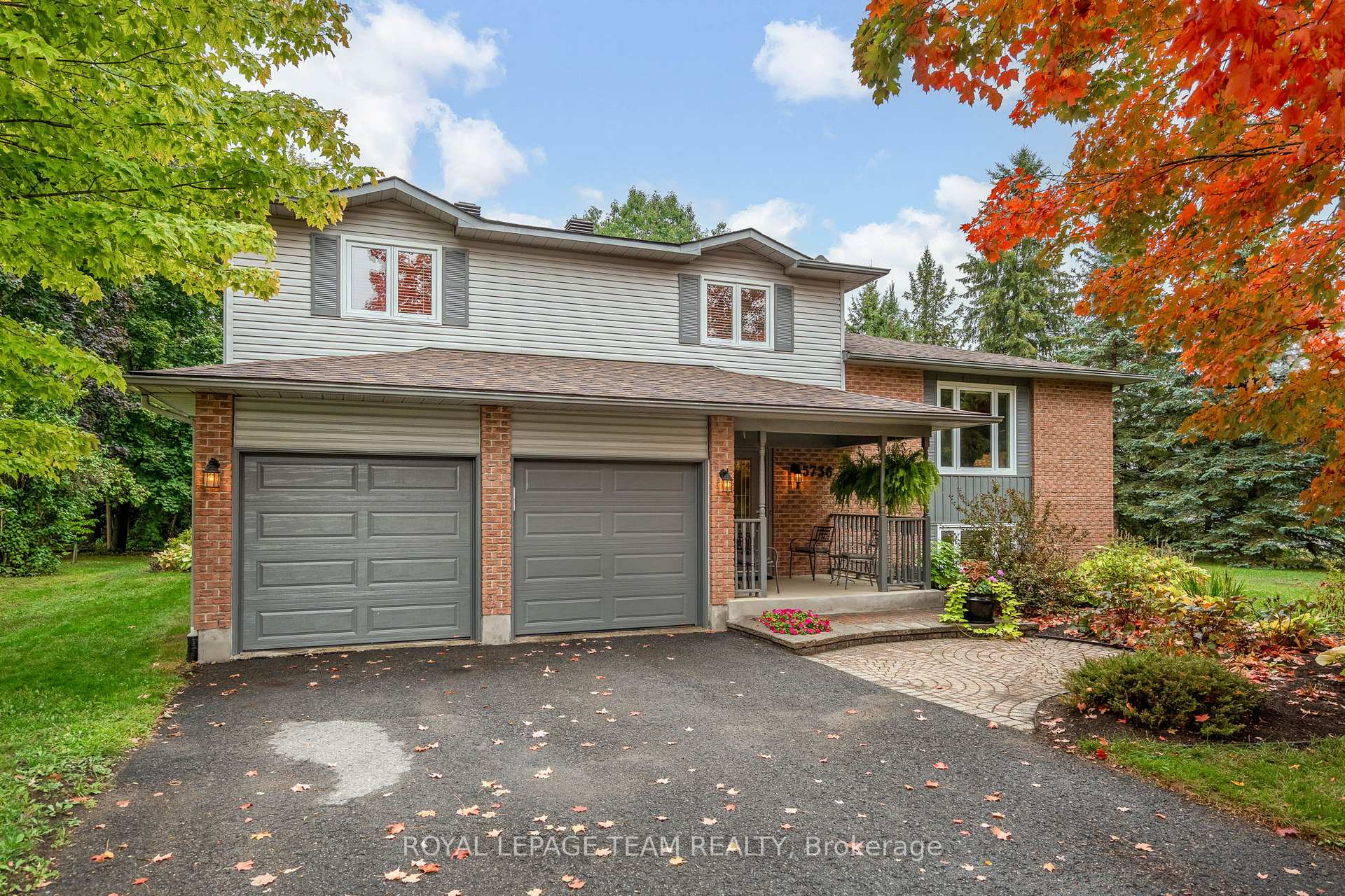 Photo 2 of 5736 Bridget Street, Ottawa, Osgoode — HOMEH