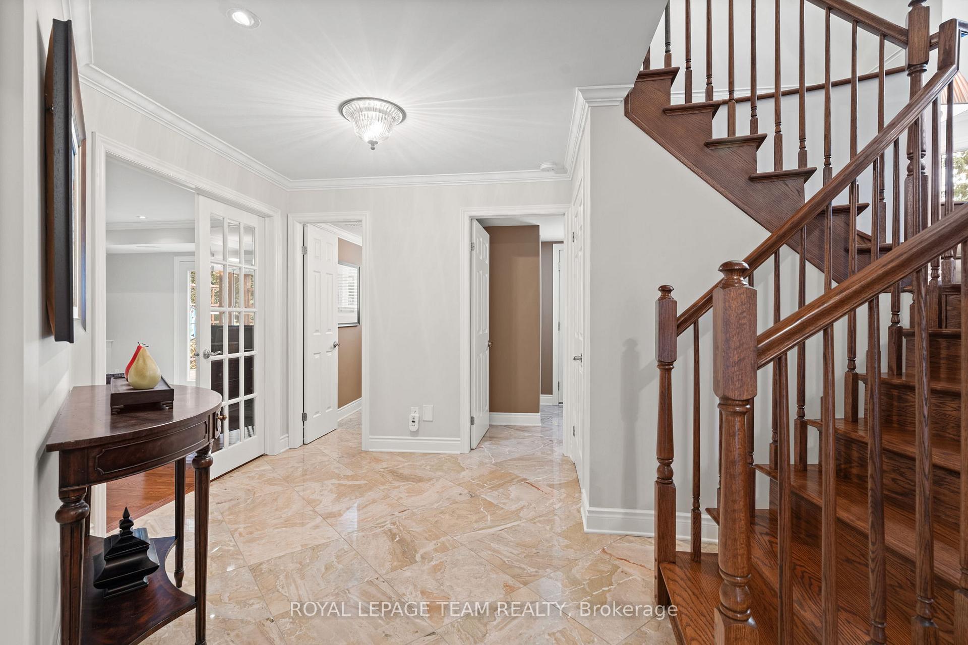 Photo 5 of 5736 Bridget Street, Ottawa, Osgoode — HOMEH