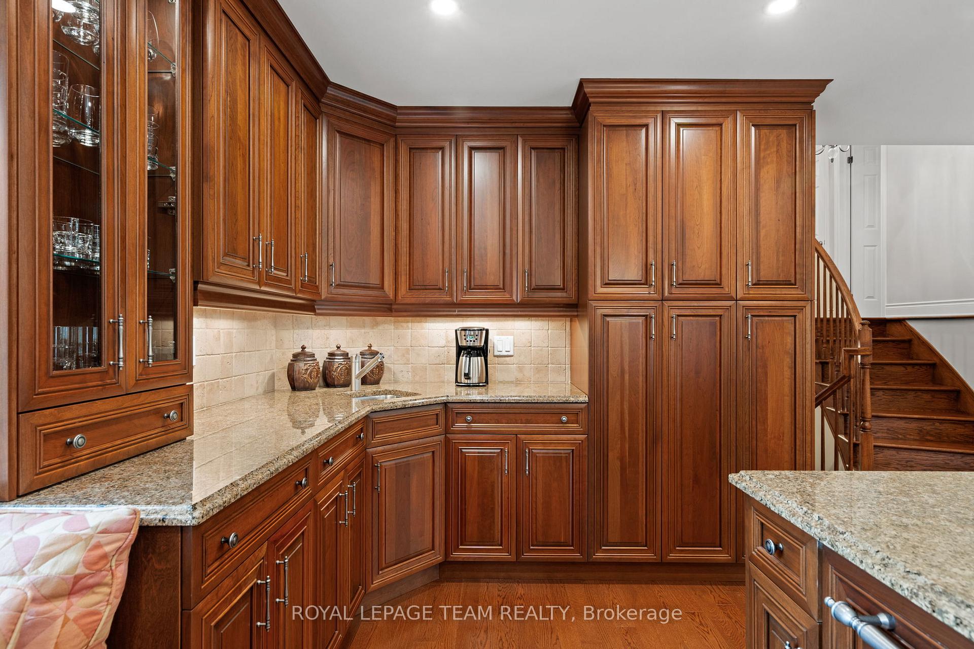 Photo 11 of 5736 Bridget Street, Ottawa, Osgoode — HOMEH