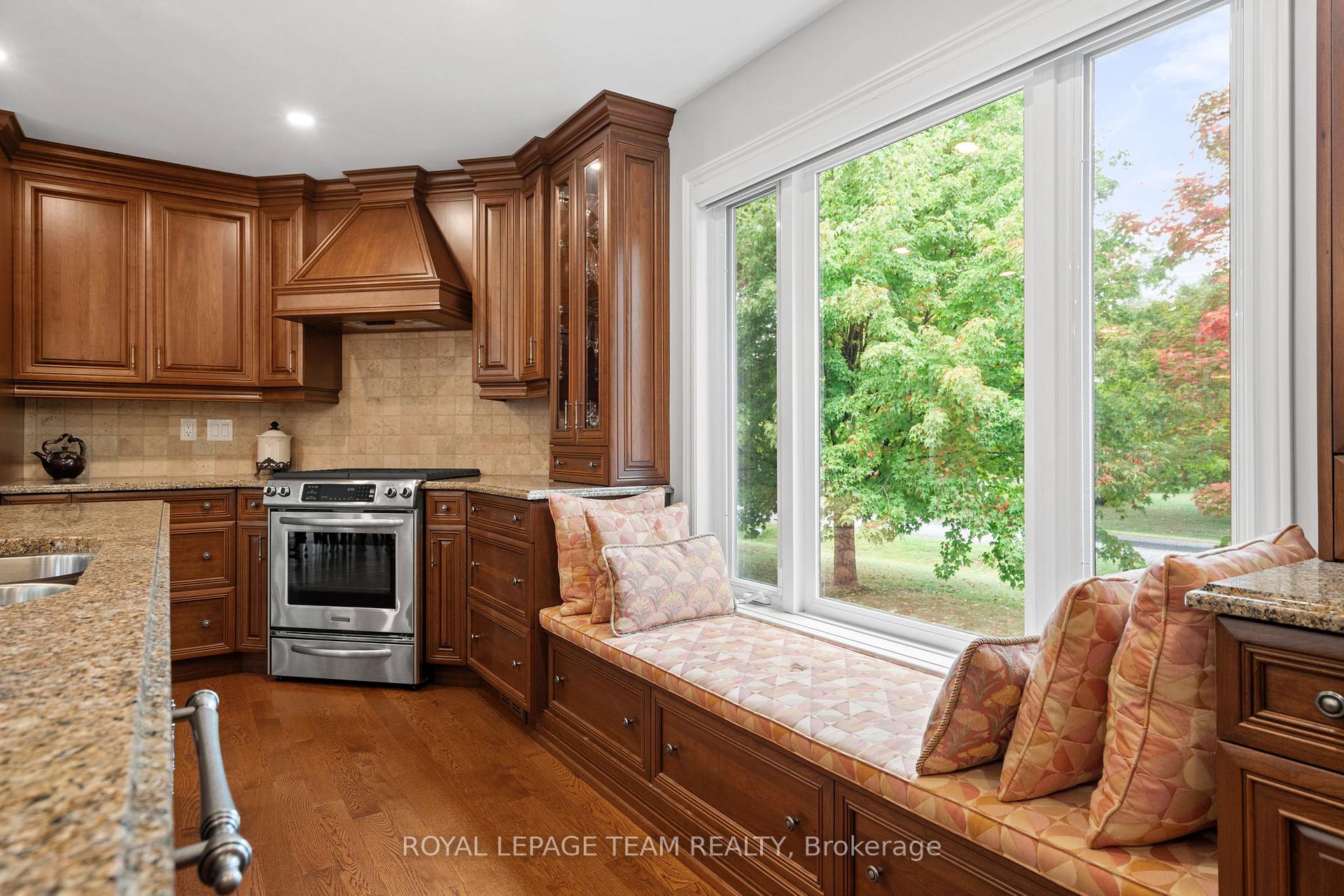 Photo 13 of 5736 Bridget Street, Ottawa, Osgoode — HOMEH