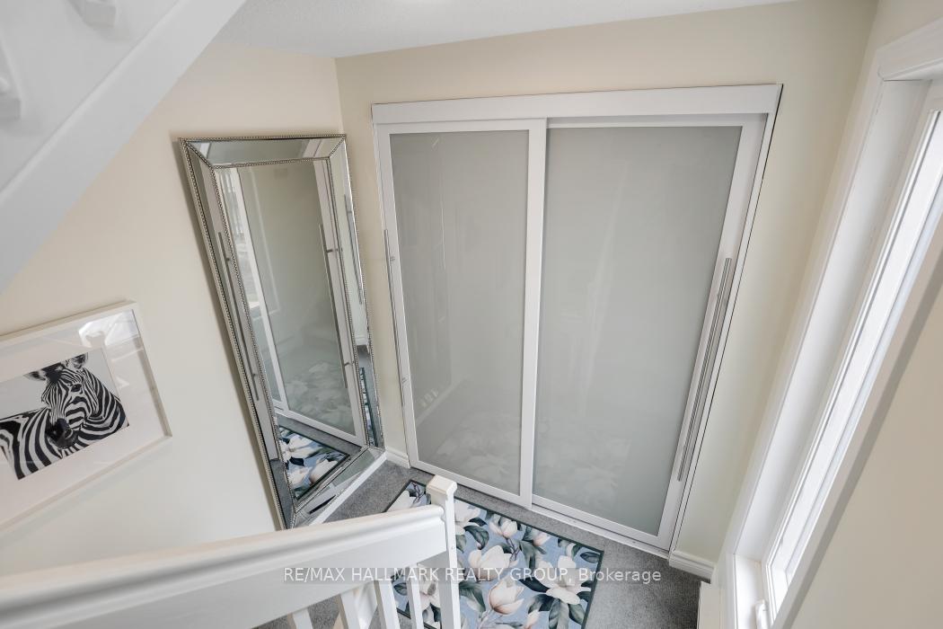 Photo 5 of Unit 8, 3 Stonebank Crescent, Ottawa, Westcliffe Estates — HOMEH