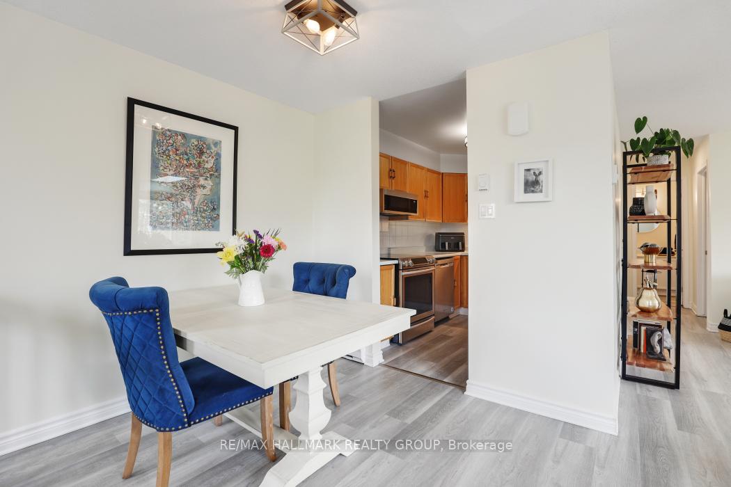 Photo 8 of Unit 8, 3 Stonebank Crescent, Ottawa, Westcliffe Estates — HOMEH