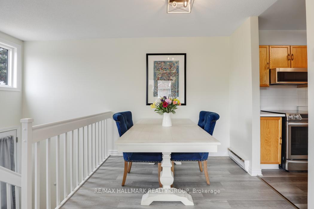 Photo 9 of Unit 8, 3 Stonebank Crescent, Ottawa, Westcliffe Estates — HOMEH