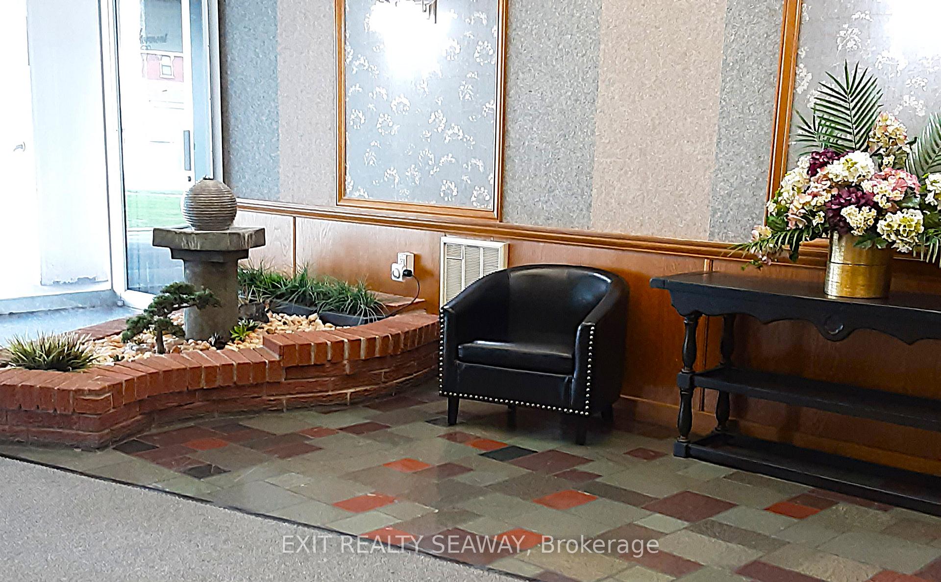Photo 10 of Unit 406, 308 Second Street E, Cornwall — HOMEH