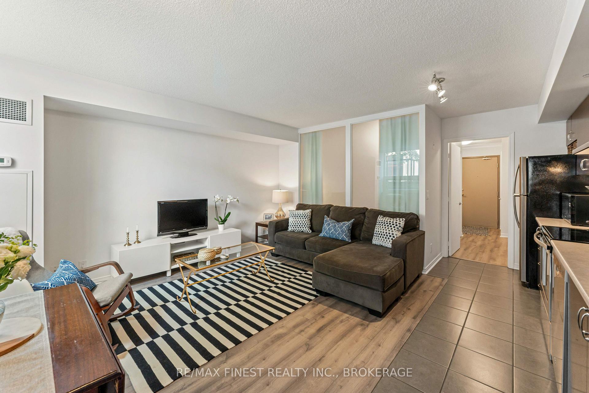 Photo 18 of Unit A5, 121 Queen Street, Kingston, East of Sir John A. Blvd — HOMEH
