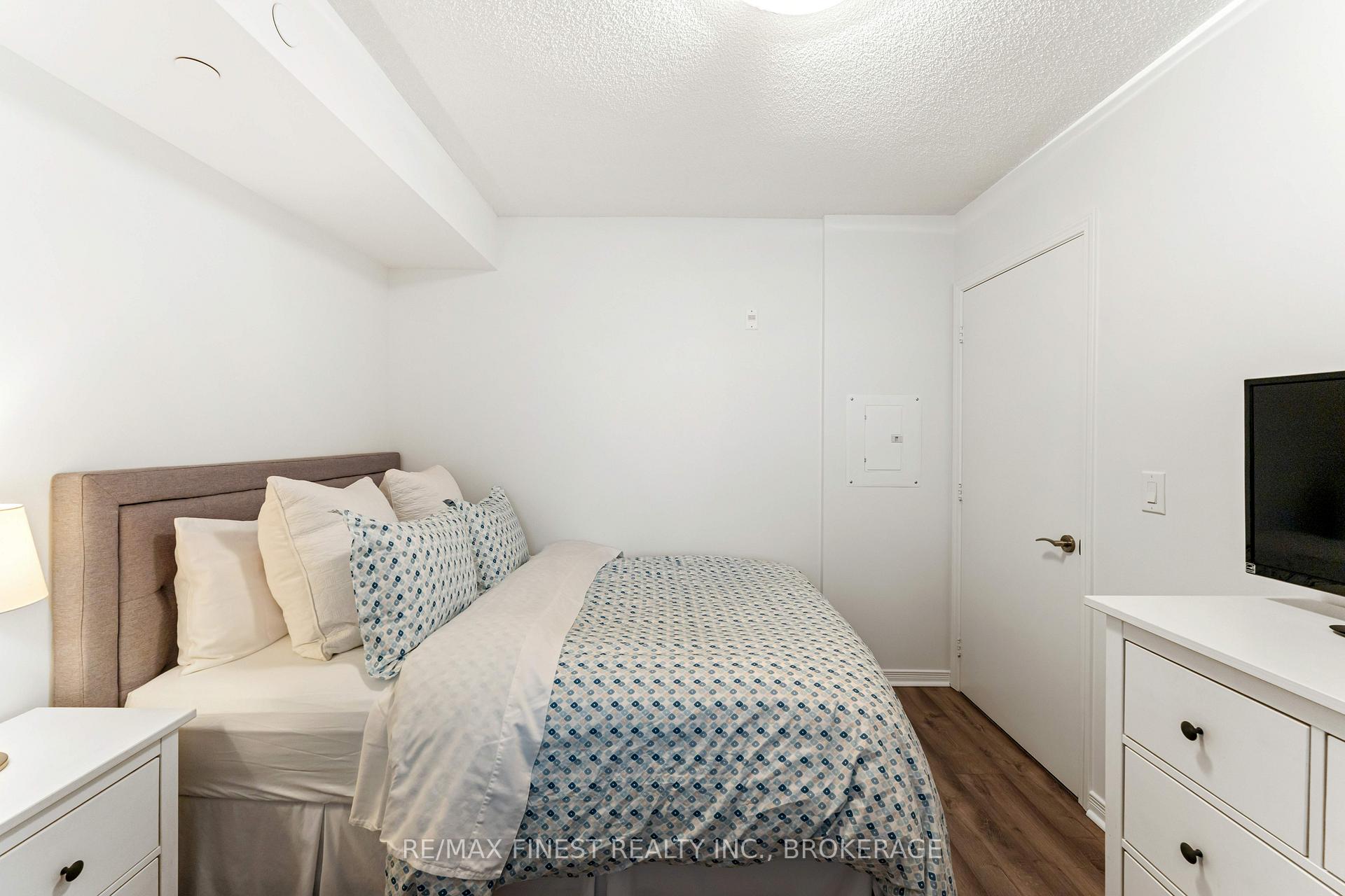 Photo 17 of Unit A5, 121 Queen Street, Kingston, East of Sir John A. Blvd — HOMEH
