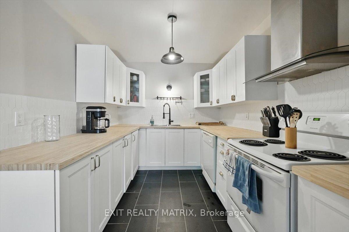 Photo 11 of Unit 154, 825 Cahill Drive W, Ottawa, Hunt Club — HOMEH