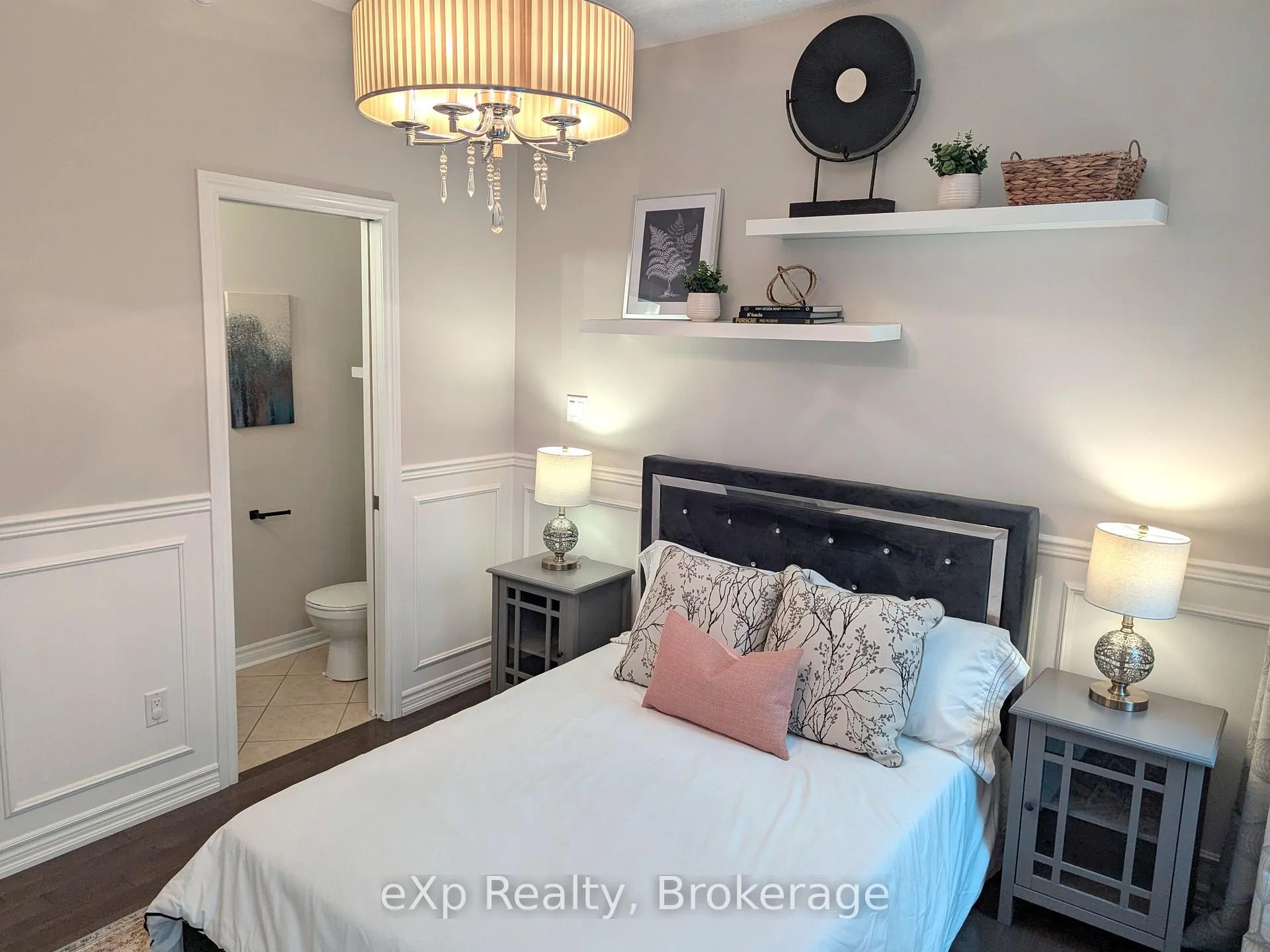Photo 20 of 93 Vaughan Street, Guelph, Clairfields/Hanlon Business Park — HOMEH