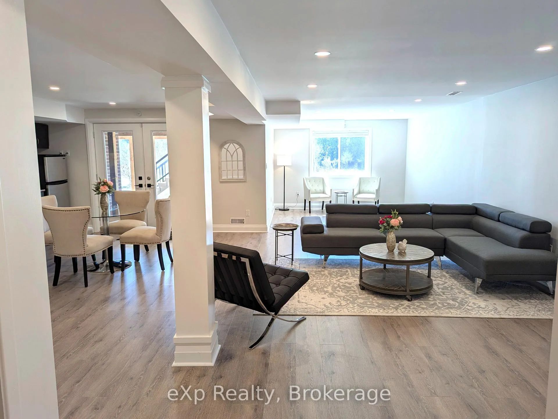 Photo 24 of 93 Vaughan Street, Guelph, Clairfields/Hanlon Business Park — HOMEH