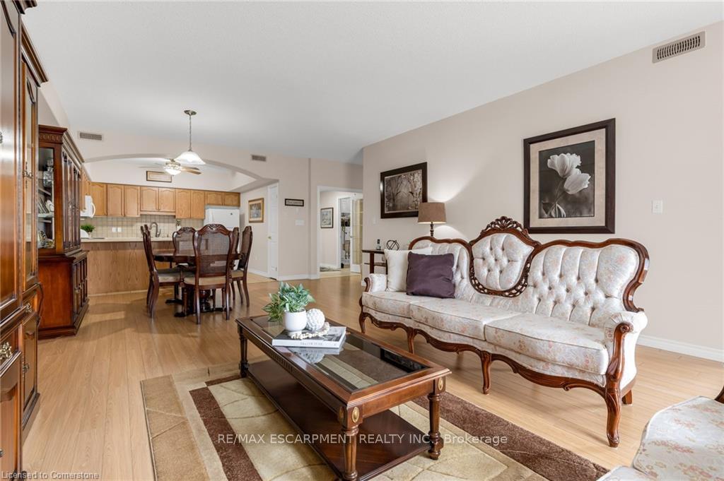 Photo 14 of Unit 107, 908 Mohawk Road E, Hamilton, Lisgar — HOMEH