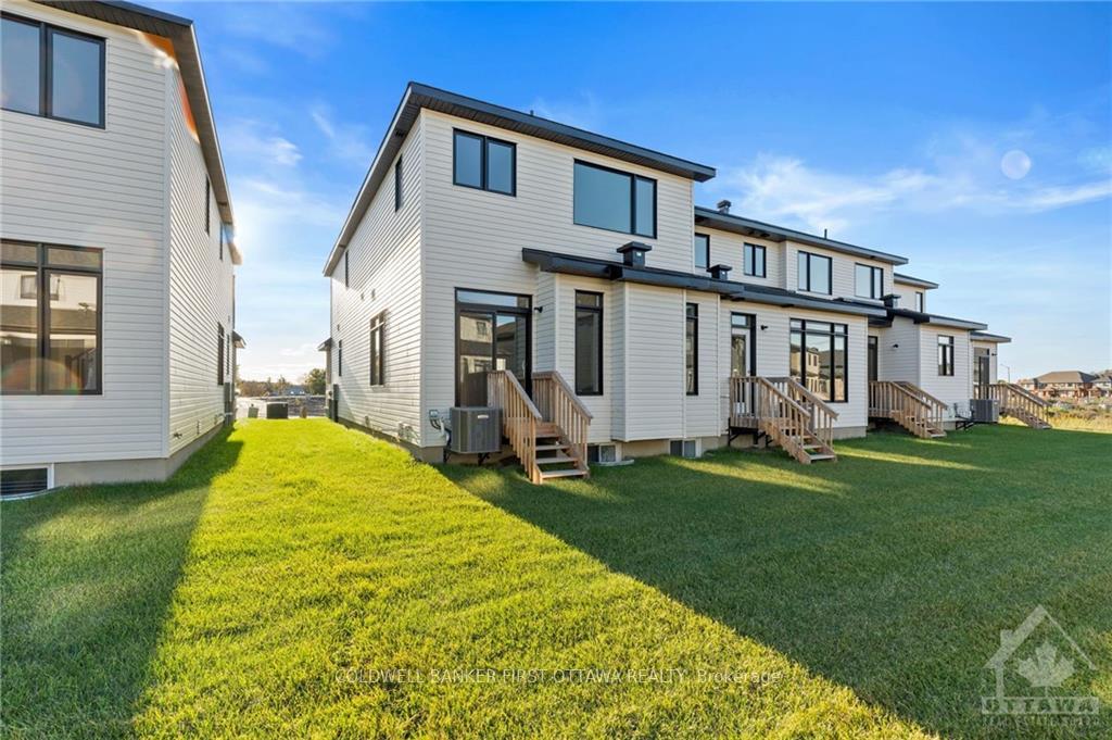 Photo 13 of 128 Big Dipper Street, Ottawa, Riverside South/Gloucester Glen — HOMEH