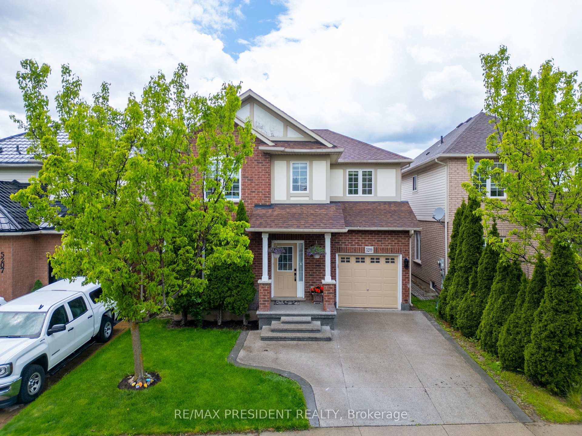Photo 34 of 5209 Danielle Drive, Burlington, Orchard — HOMEH