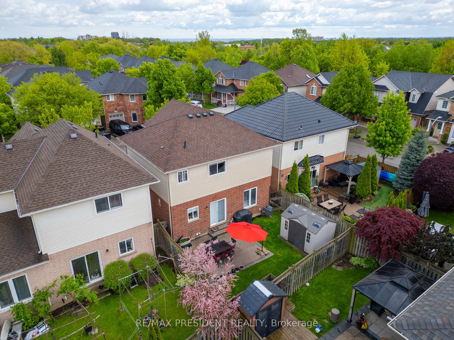 Photo 37 of 5209 Danielle Drive, Burlington, Orchard — HOMEH