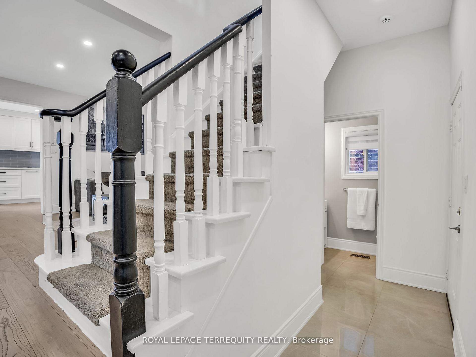 Photo 13 of 13 Humbershed Crescent, Caledon, Bolton West — HOMEH
