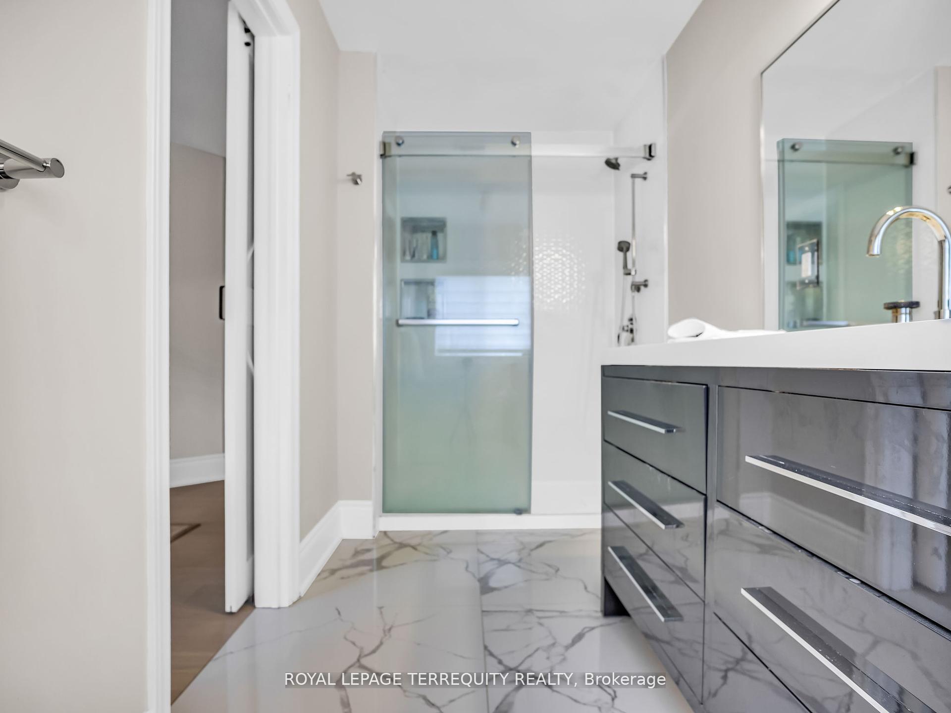 Photo 22 of 13 Humbershed Crescent, Caledon, Bolton West — HOMEH