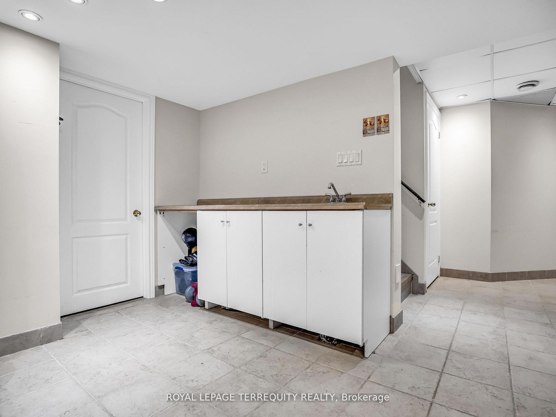 Photo 33 of 13 Humbershed Crescent, Caledon, Bolton West — HOMEH