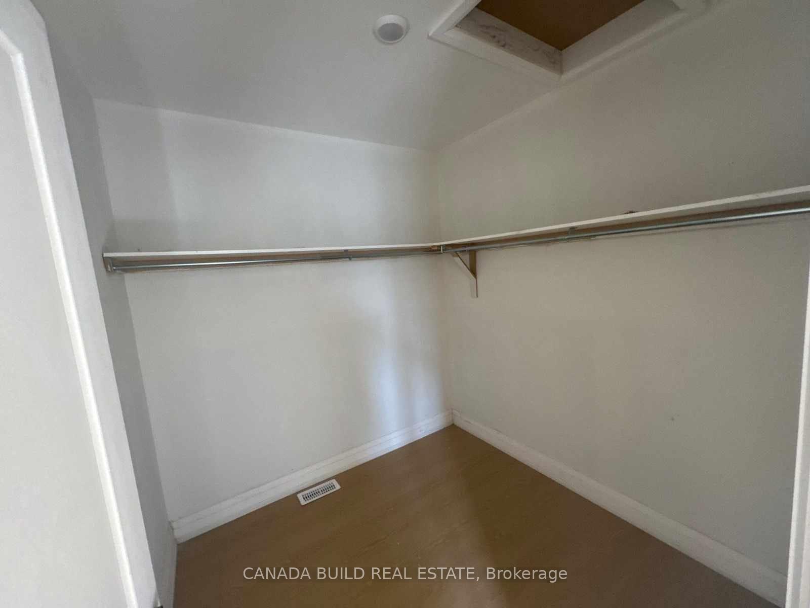 Photo 11 of Unit 7, 1076 Vanscikle Road, St. Catharines, Rural Port — HOMEH