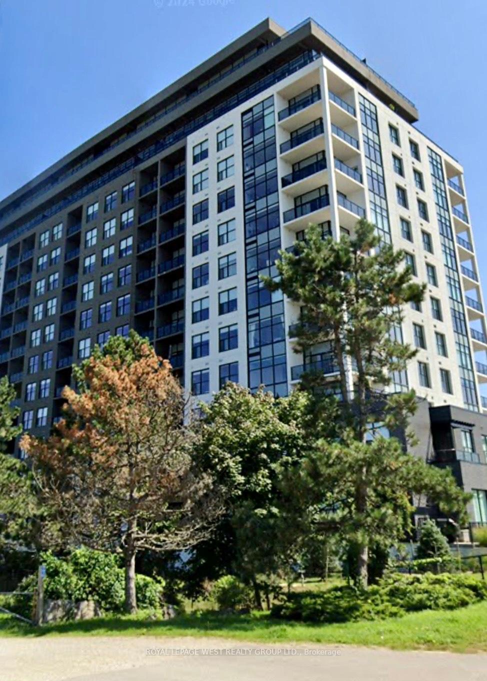 Front of Unit 108, 1878 Gordon Street