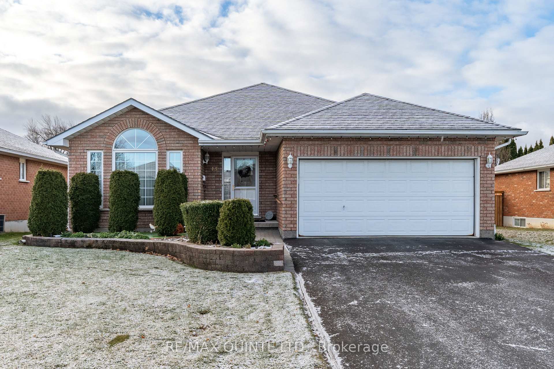 Photo 1 of 15 Sumac Terrace, Belleville, Belleville Ward — HOMEH