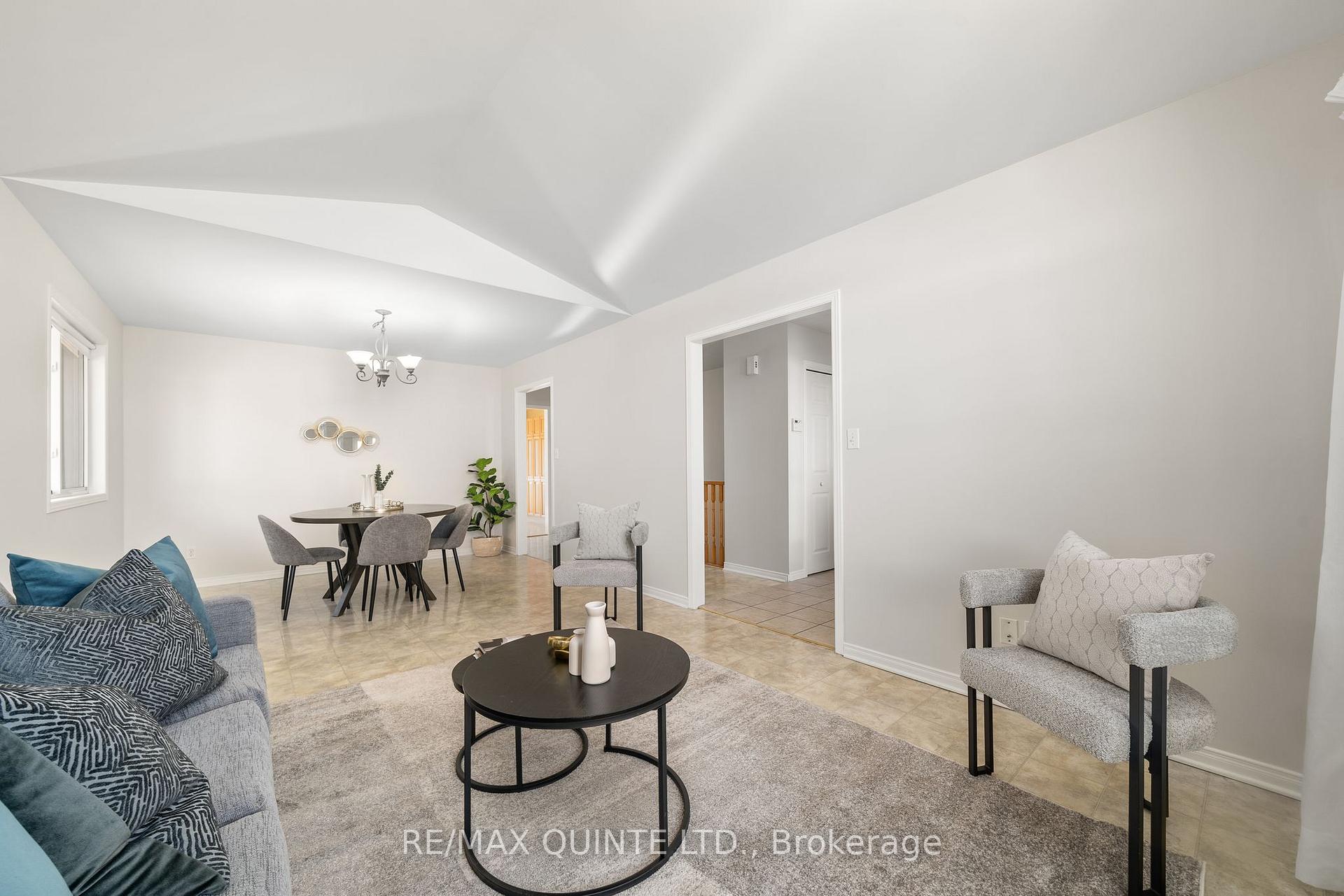 Photo 6 of 15 Sumac Terrace, Belleville, Belleville Ward — HOMEH