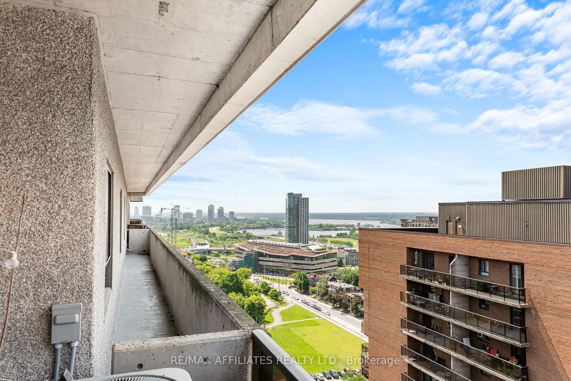 Photo 36 of Unit PH-2301, 470 Laurier Avenue, Ottawa, Ottawa Centre — HOMEH