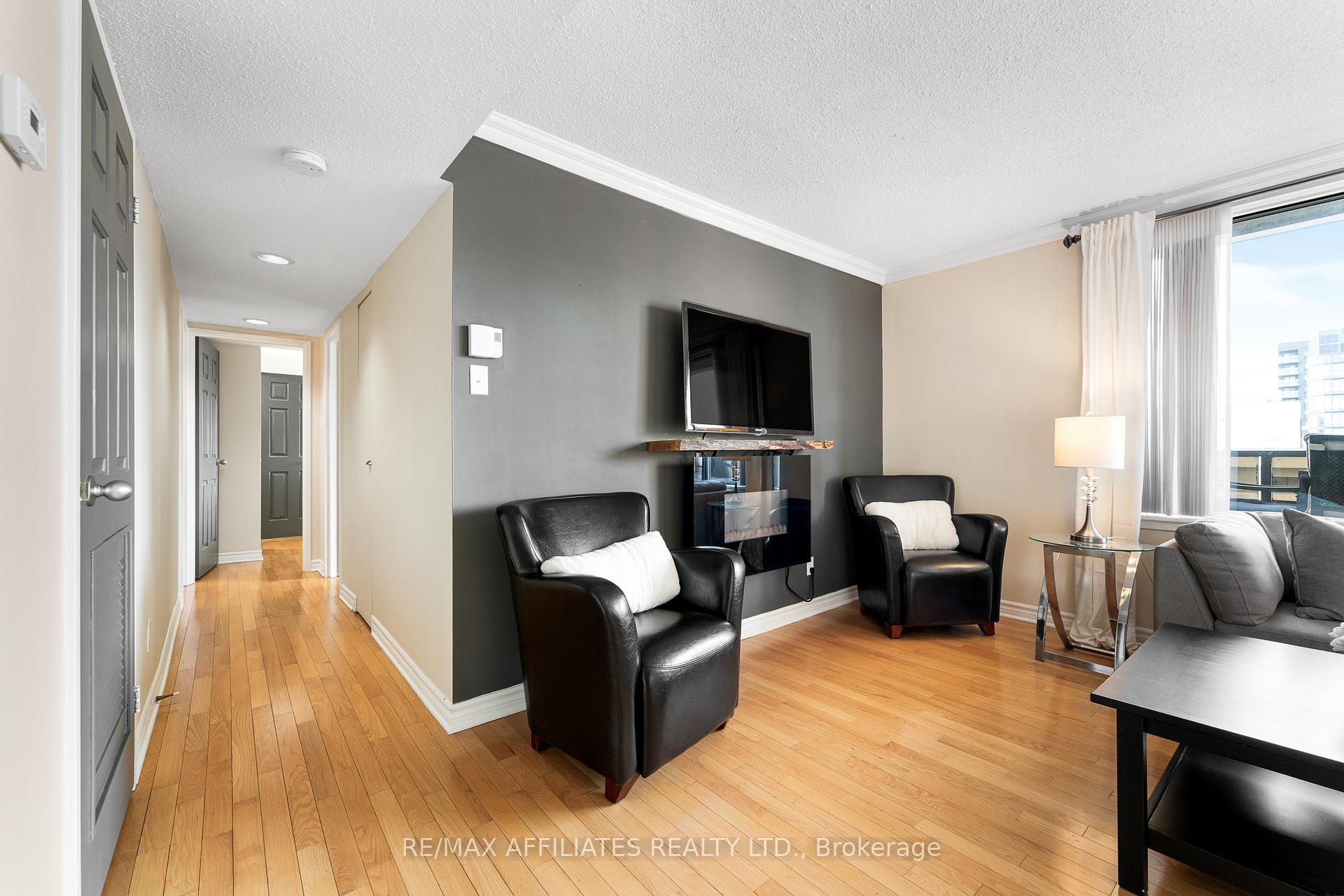 Photo 30 of Unit PH-2301, 470 Laurier Avenue, Ottawa, Ottawa Centre — HOMEH