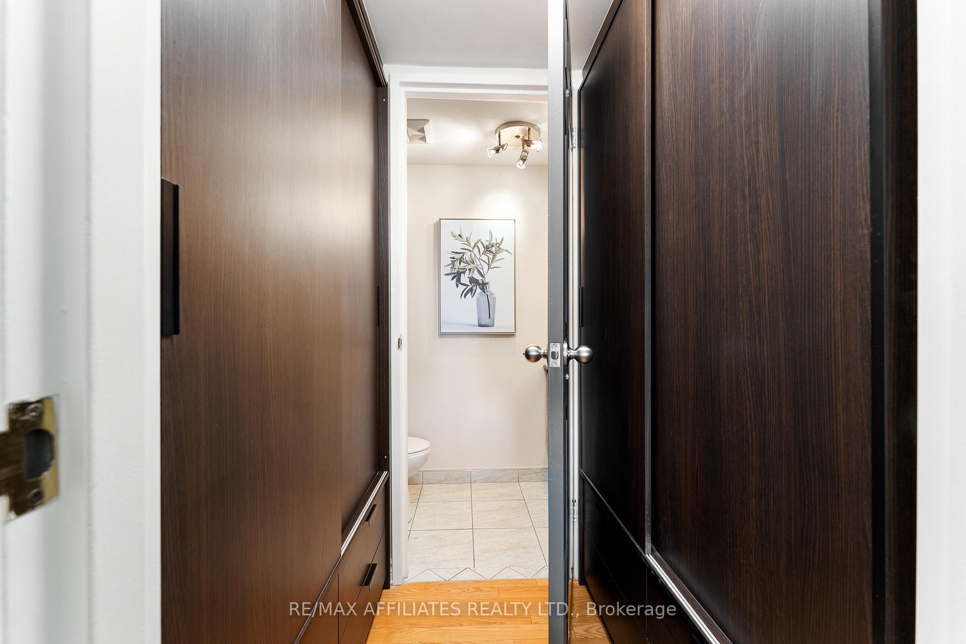 Photo 31 of Unit PH-2301, 470 Laurier Avenue, Ottawa, Ottawa Centre — HOMEH
