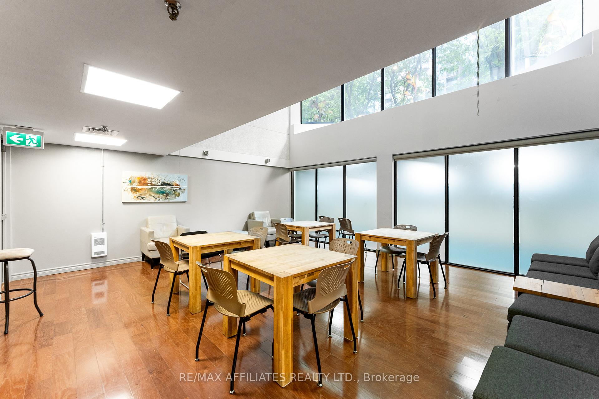 Photo 37 of Unit PH-2301, 470 Laurier Avenue, Ottawa, Ottawa Centre — HOMEH