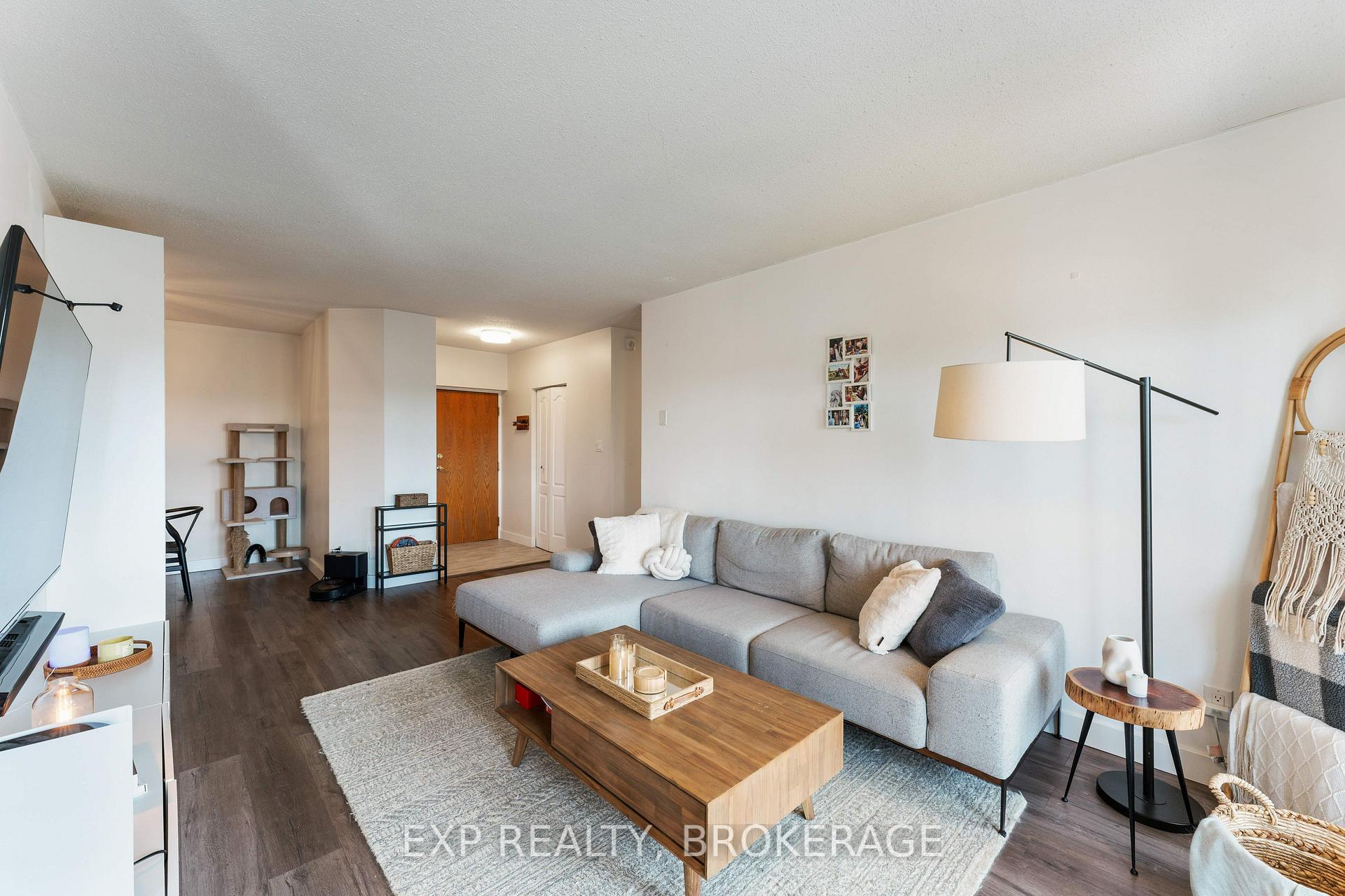 Photo 15 of Unit 401, 649 Davis Drive, Kingston, East Gardiners Rd — HOMEH