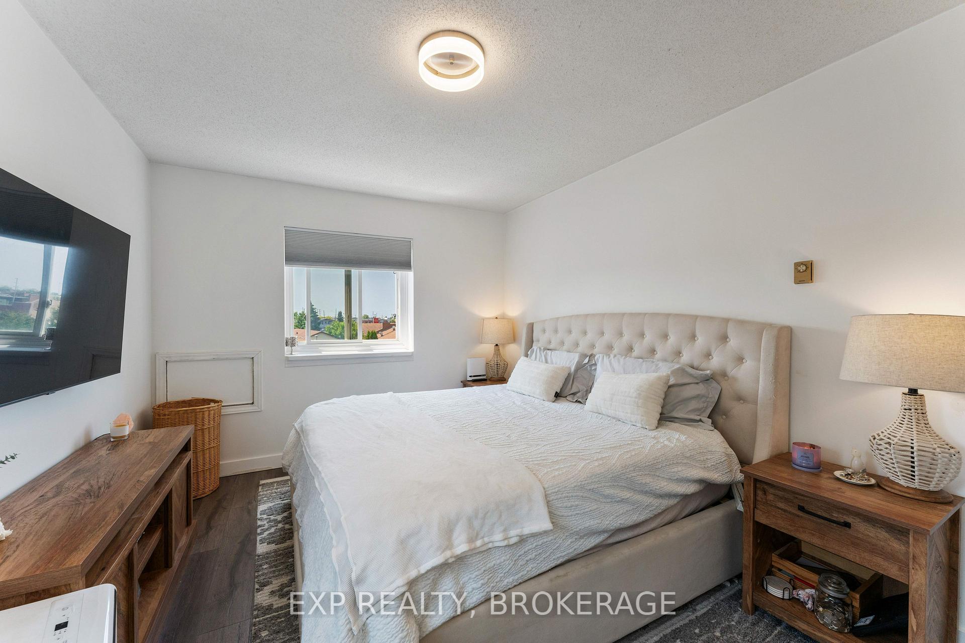 Photo 36 of Unit 401, 649 Davis Drive, Kingston, East Gardiners Rd — HOMEH