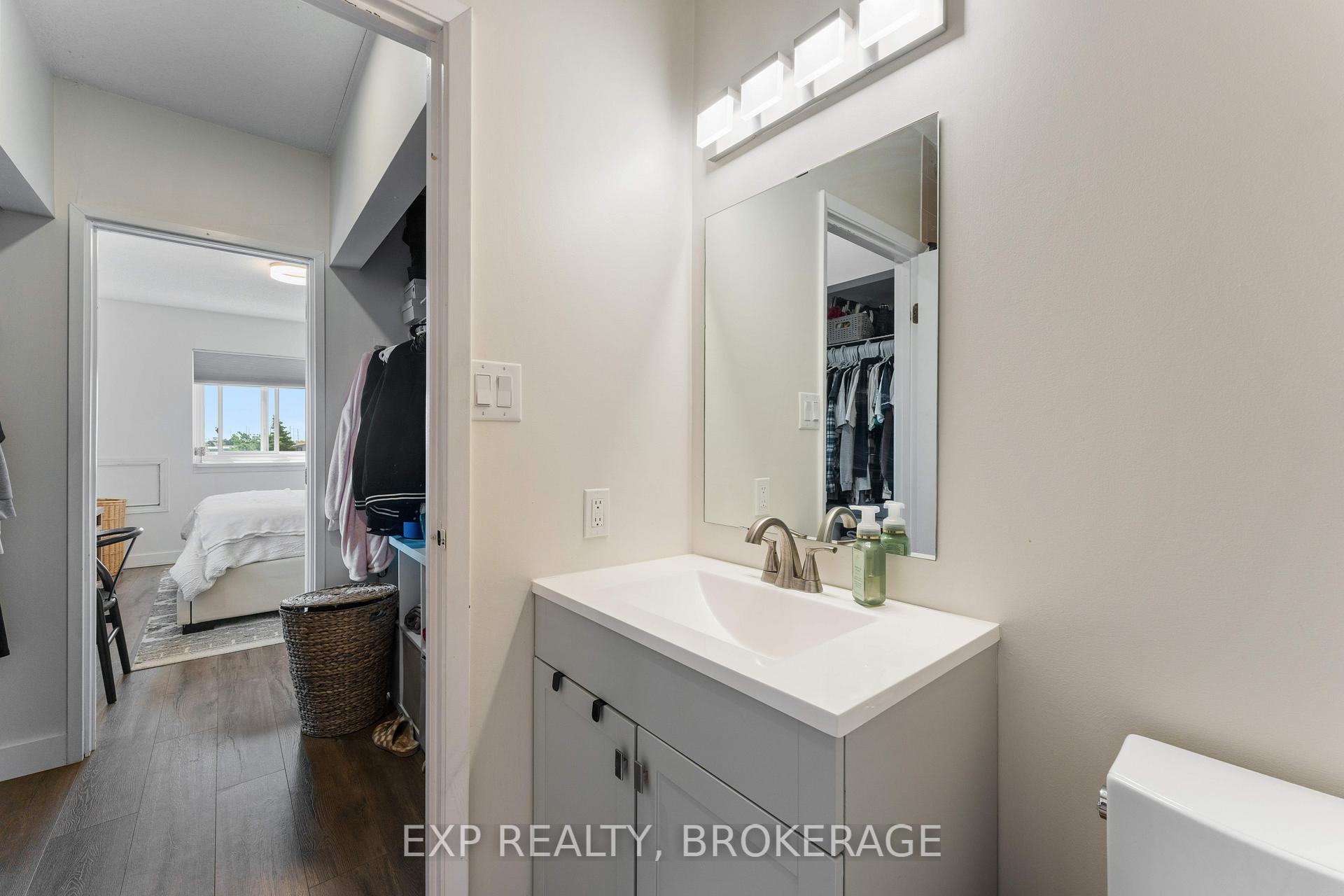 Photo 27 of Unit 401, 649 Davis Drive, Kingston, East Gardiners Rd — HOMEH